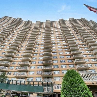 555 North Avenue #25 U, Fort Lee, NJ 07024