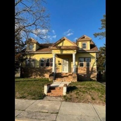 56 East Park Ave, Pleasantville, NJ 08232