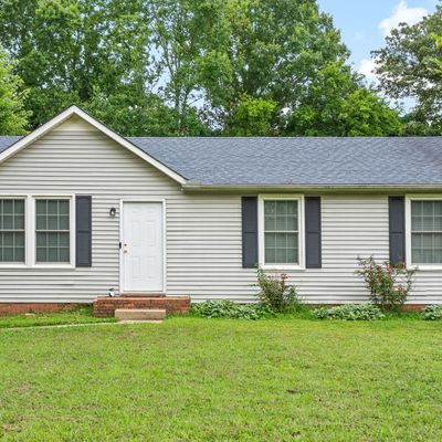 563 Donna Dr, Clarksville, TN 37042