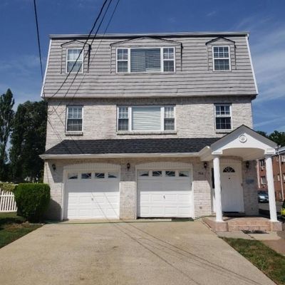 564 Cherry St, Elizabeth City, NJ 07208