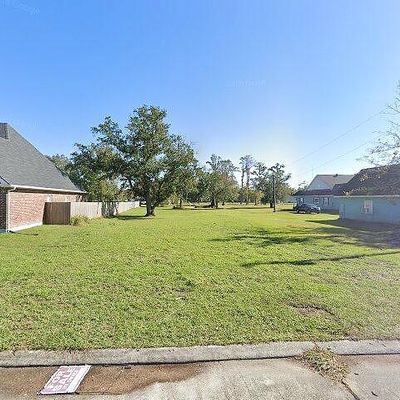 5753 Jessica Lynn Dr, Houma, LA 70364