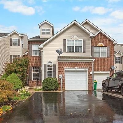 5815 Fresh Meadow Dr, Macungie, PA 18062