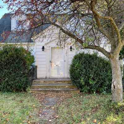 584 Plymouth Rd, Hillside, NJ 07205