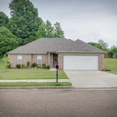 5934 Scott Farms Dr, Horn Lake, MS 38637