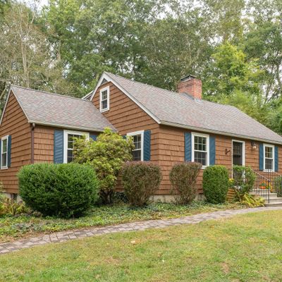 6 Janes Ln, Clinton, CT 06413