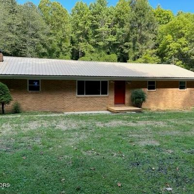 600 Johns Creek Rd, Del Rio, TN 37727