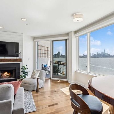 600 Harbor Boulevard #0862, Weehawken, NJ 07086