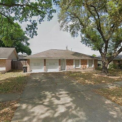 6006 Hoover St, Houston, TX 77092