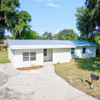 5111 Minor Ave, Bowling Green, FL 33834