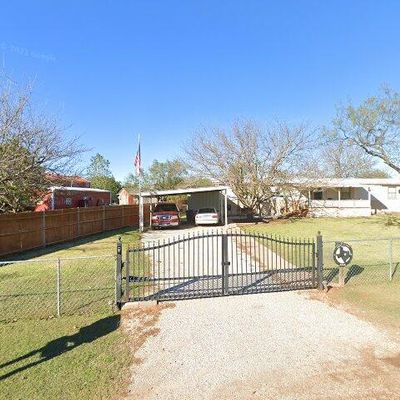 512 Fish Haven Rd, Graford, TX 76449