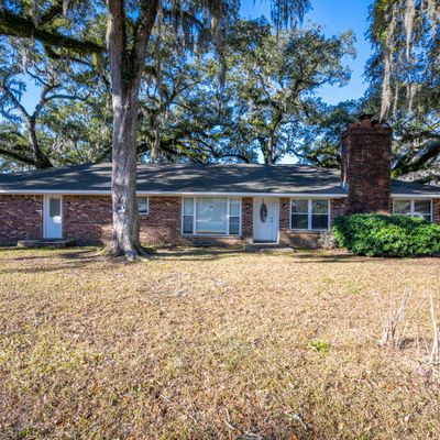 5125 Pine St, Pearlington, MS 39572