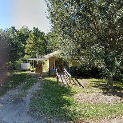 5131 Weems St, Moss Point, MS 39563