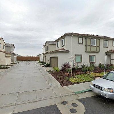 5185 Cumberland Dr, Roseville, CA 95747