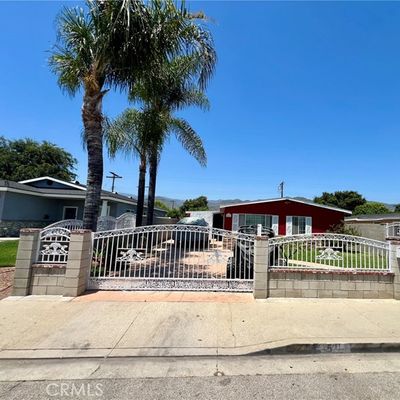 521 E Hollyvale St, Azusa, CA 91702