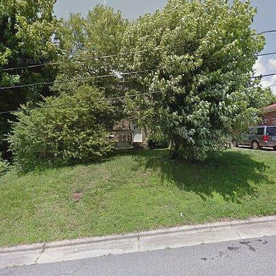 522 Hill St Nw, Lenoir, NC 28645