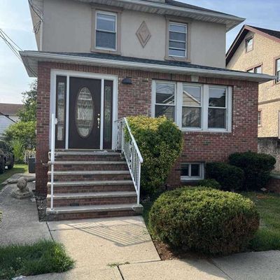 522 Olympia Ave, Cliffside Park, NJ 07010