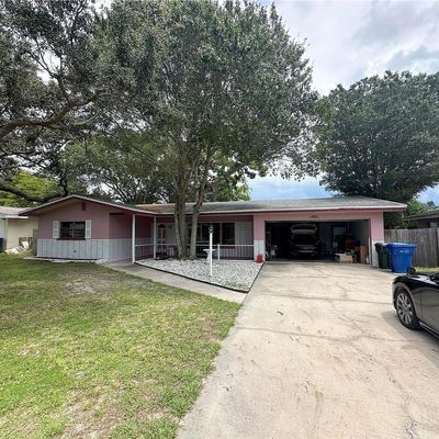 523 Deville Dr E, Largo, FL 33771