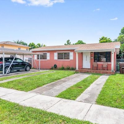 526 E 54 Th St, Hialeah, FL 33013