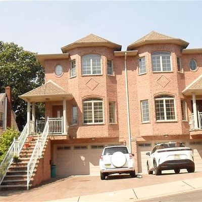 535 A Glen Avenue #A, Palisades Park, NJ 07650