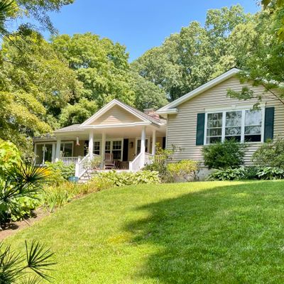 65 Glen St, Berlin, CT 06037