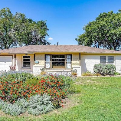 6604 Locke Ave, Fort Worth, TX 76116