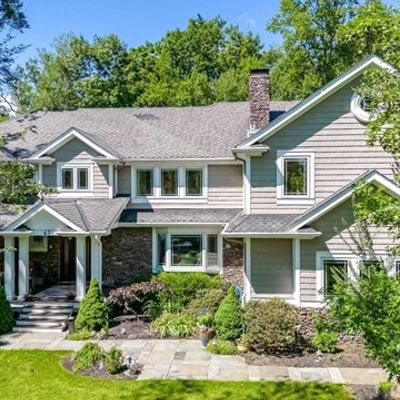 67 Rolling Ridge Rd, Upper Saddle River, NJ 07458