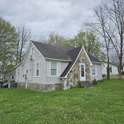 699 Oak St, Lafayette, TN 37083