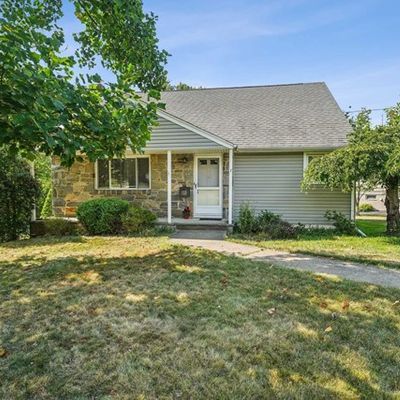 7 Sunnie Ter, West Caldwell, NJ 07006