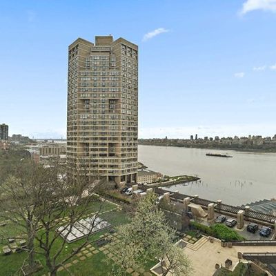 7000 Boulevard East #30 H, Guttenberg, NJ 07093