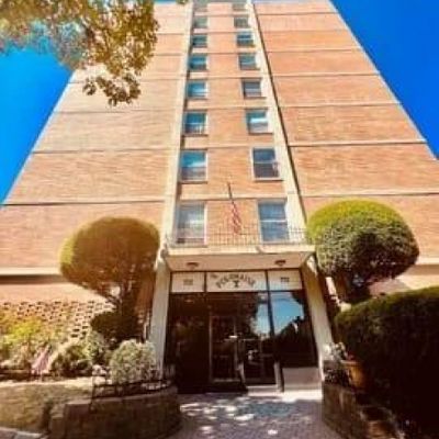 704 712 N. Broad St #6 D, Elizabeth City, NJ 07208