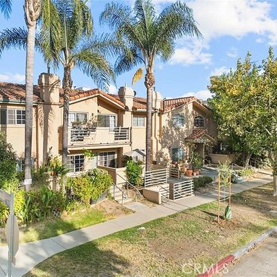 7050 Vassar Avenue 13, Canoga Park, CA 91303