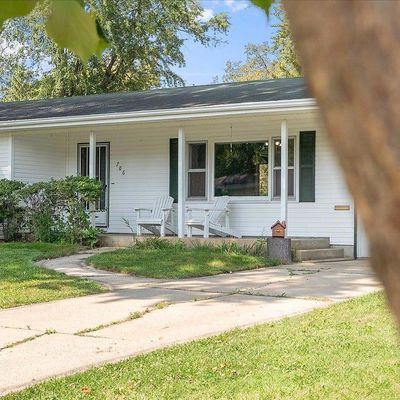 706 Hintze Rd, Madison, WI 53704