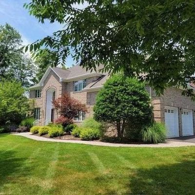 601 Peterson Farm Ct, Westwood, NJ 07675