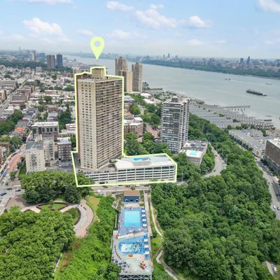 6040 Blvd East #30 H, West New York, NJ 07093