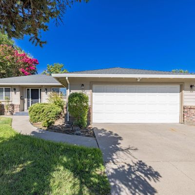 6045 Denver Dr, Carmichael, CA 95608