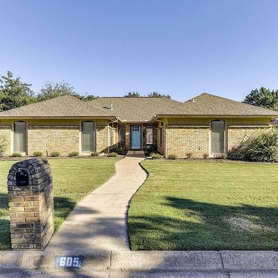 605 Chaffee Dr, Arlington, TX 76006