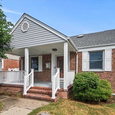 61 Fencsak Ave, Elmwood Park, NJ 07407