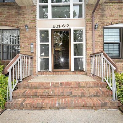 611 Hidden Village Drive #611, Perth Amboy, NJ 08862