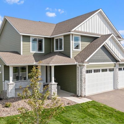 614 Westwood Dr, River Falls, WI 54022