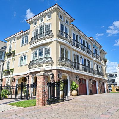 615 E 16th Street #1, Ocean City, NJ 09226