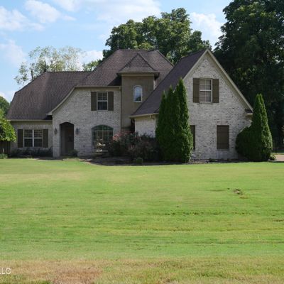 6311 Autumn Valley Dr, Olive Branch, MS 38654