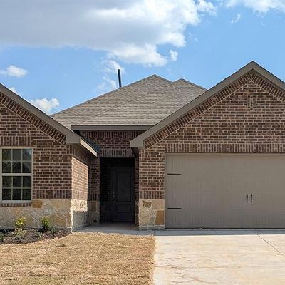 635 Carters Grove Drive, Fate, TX 75189