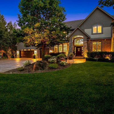 7665 Crosswind Ct, Lakeville, MN 55044