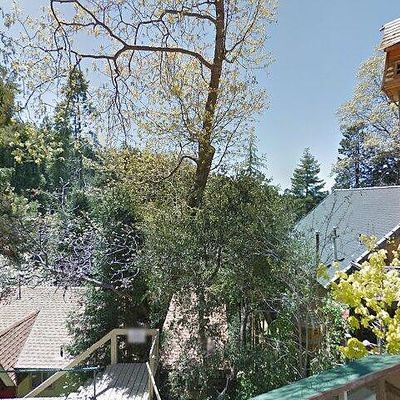 776 Ivy Ln, Lake Arrowhead, CA 92352