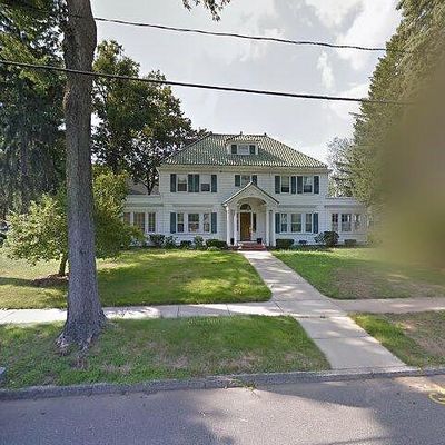 78 Caseland St, Springfield, MA 01107