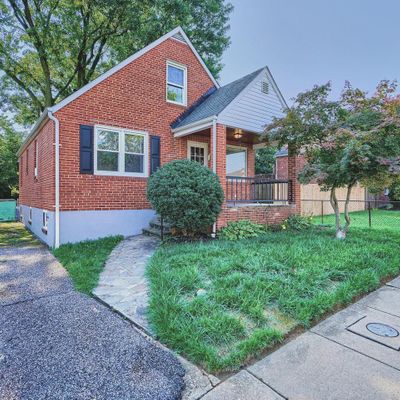 7831 Highpoint Rd, Parkville, MD 21234