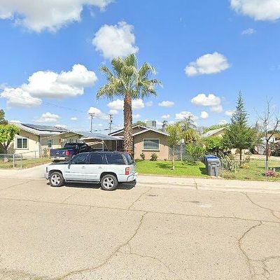 791 2 Nd St, Parlier, CA 93648