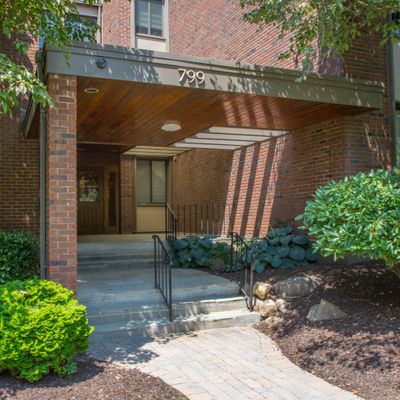 799 Prospect Avenue #Apt B2, West Hartford, CT 06105