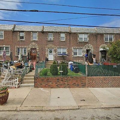 8034 Moro St, Philadelphia, PA 19136