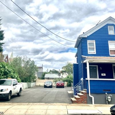 805 4th Ave, Elizabeth City, NJ 07202